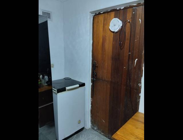 2 BEDROOM SIMPLEX FOR SALE IN BELLAIR